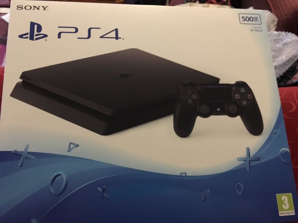 PS4%20Slim%201.jpg