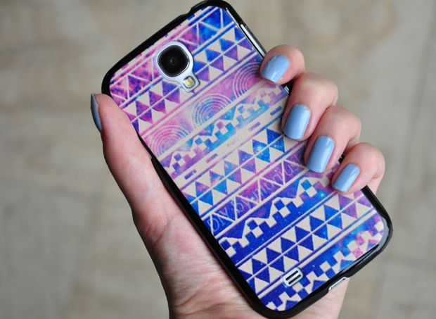  photo stylelablifestylebloggadgetssamsunggalaxys4cutesmartphonecasepurpleaztecprint.jpg