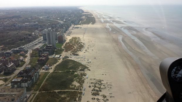  photo stylelablifestyleblogpersonalhelicopterflightviewBelgiancoastline.jpg