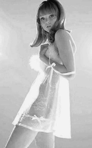 Lily Cole Juin 2012