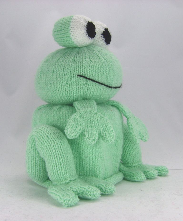 Knitting Pattern Holder Uk | knitting pattern bog frog toilet roll cover novelty green Knitting Pattern Holder Uk | knitting pattern bog frog toilet roll cover novelty green